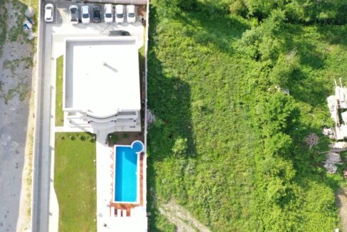 Budva Lastva'da satılık havuzlu, lüks villa